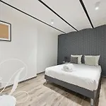 Apartment Roxane, 2 Dont En Souplex 14e