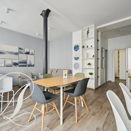 Apartment Roxane, 2 Dont En Souplex 14e Paris