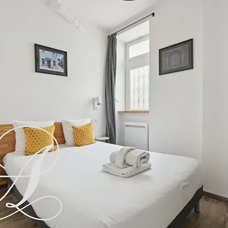 Roxane, 2 Dont En Souplex 14e Paris